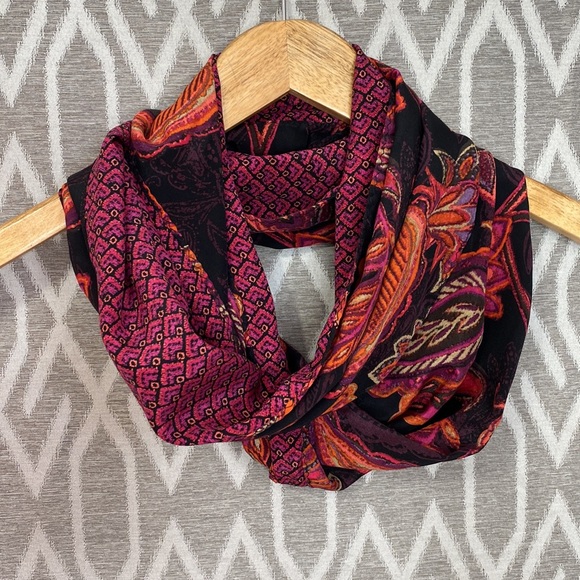 Paisley Infinity Dual Sided Scarf Pink Orange Red with Black Background - Picture 1 of 5